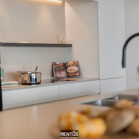 شقة Oosteroever Seaview - Luxury With Sea View In