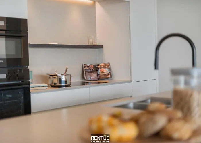 Appartement Oosteroever Seaview - Luxury With Sea View In