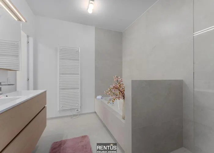 Oosteroever Seaview - Luxury With Sea View In *